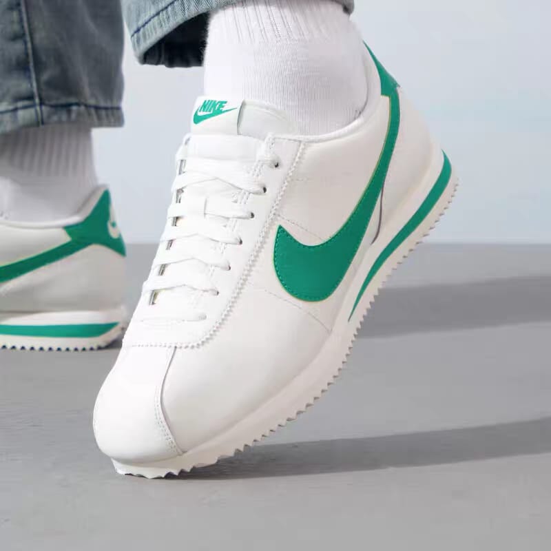 NIKE CORTEZ